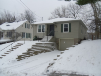 1025 44th St, Rock Island, IL 61201 