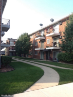 6135 W 64 Pl Unit 3e, Chicago, IL 60638 