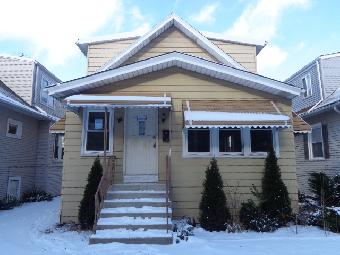 4928 W Nelson St, Chicago, IL 60641 