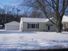1413 43rd Street, Moline, IL 61265 