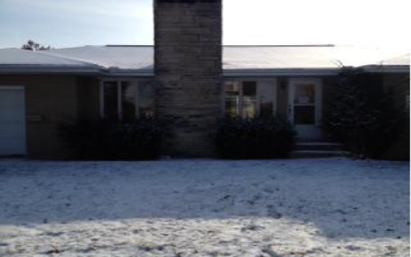 227 W 6th St, Minonk, IL 61760 