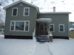 307 N Union St, Aurora, IL 60505 