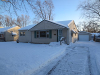 2004 W Pearl Ave, Rockford, IL 61103 