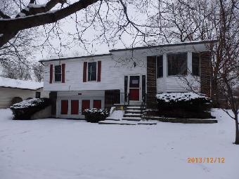 153 Camelot Way, Bolingbrook, IL 60440 