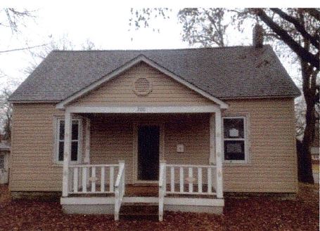 200 E South St, Greenville, IL 62246 