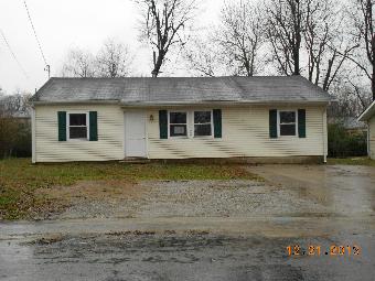 112 Oak Drive, Metropolis, IL 62960 