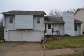 2263 Valley View Pl, Decatur, IL 62522 