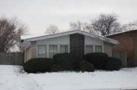 683 E 152nd St, Dolton, IL 60419 