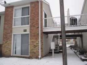 1979 Kenilworth Cir Apt B, Hoffman Estates, IL 60195 