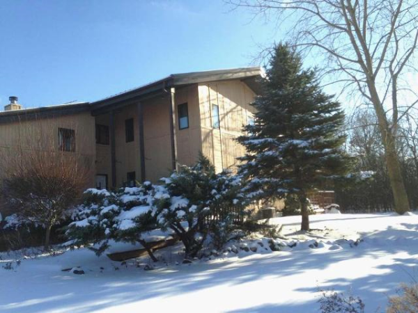 1613 S River Rd, Libertyville, IL 60048 