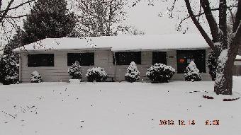 224 Edgehill Dr, Bolingbrook, IL 60440 