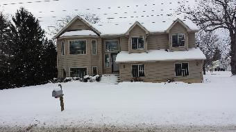 419 2nd Ave, Marengo, IL 60152 