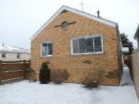 5735 S Kilbourn Ave, Chicago, IL 60629 