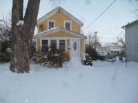 924 Porter St, Waukegan, IL 60085 