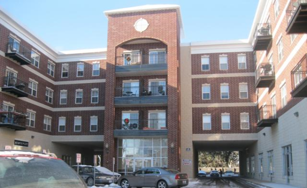 10 Lake St #406, Grayslake, IL 60030 