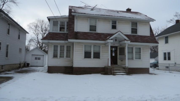 608 Iowa Ave, Aurora, IL 60506 