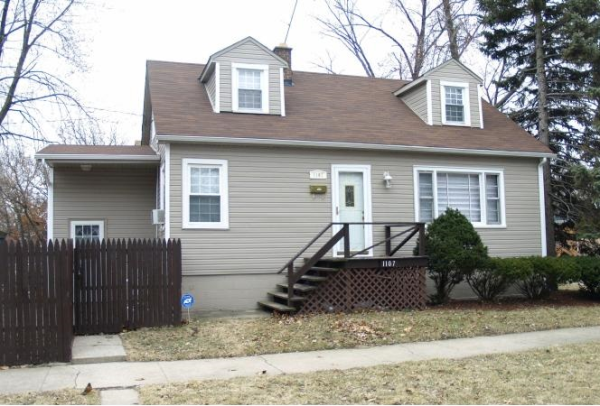1107 E 145th St, Dolton, IL 60419 