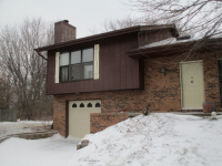 6 Kingsway Drive, Belleville, IL 62226 