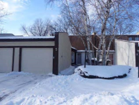 5 Tanglewood Ct, Indian Head Park, IL 60525 