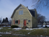 1036 16th St, Rock Island, IL 61201 