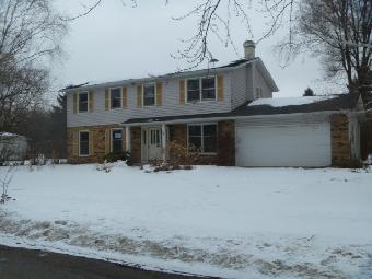 88 Devonshire Cir, Elgin, IL 60123 