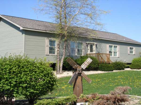 907 Beechnut Blvd, Westville, IN 46391 