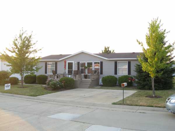 122 Benwell Place, Yoder, IN 46798 