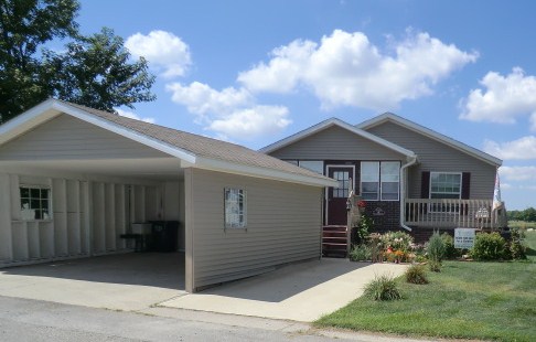 7693 S. Lakeside Drive, Pendleton, IN 46064 