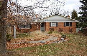 6925 Hawks Hill Road, Indianapolis, IN 46236 