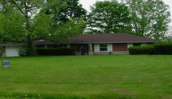 4905 East Dickson Road, Indianapolis, IN 46226 