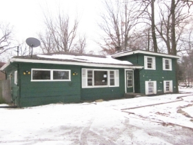 1006 GLENDALE BLVD, VALPARAISO, IN 46383 