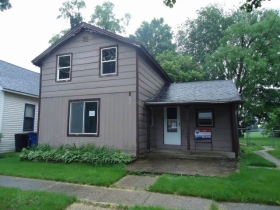 109 W MECHANIC ST, ROLLING PRAIRIE, IN 46371 