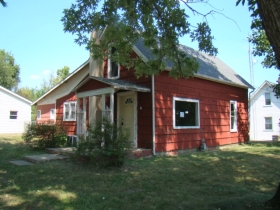 274 W CENTRAL STREE, ROSEDALE, IN 47874 