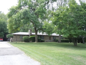 5201 DICKSON RD, INDIANAPOLIS, IN 46226 