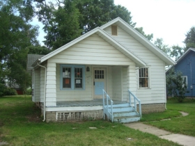 526 E JACKSON ST, COLUMBIA CITY, IN 46725 