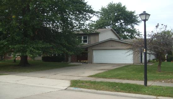 6822 Selkirk Drive, Fort Wayne, IN 46816 