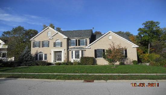 6644 Royal Oakland, Indianapolis, IN 46236 