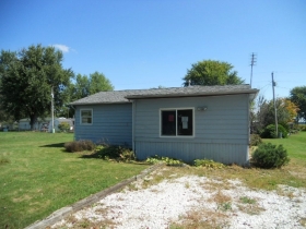 11780 N SIR LANCELO, CROMWELL, IN 46732 