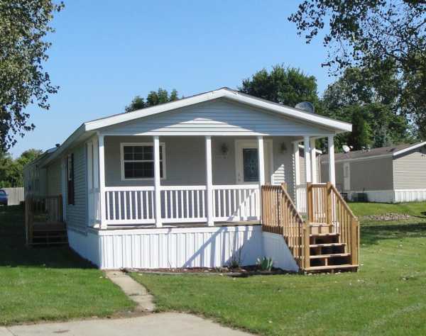 518 Prarie, Syracuse, IN 46567 