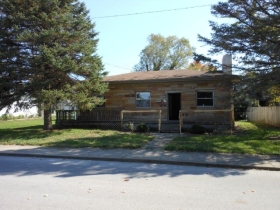 159 S ST CLAIR ST, MARTINSVILLE, IN 46151 