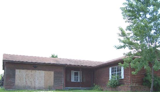 2013 Raymond Drive, Vincennes, IN 47591 