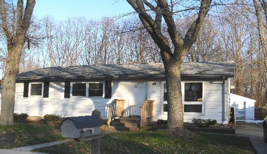 606 White Oak Drive, Michigan City, IN 46360 