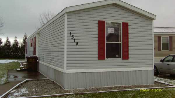 1519 Bryan Ave., Auburn, IN 46706 