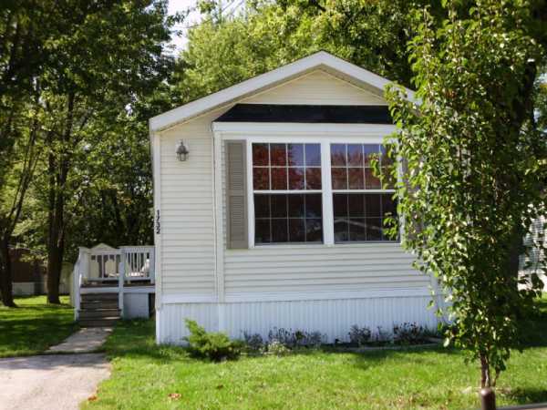 1732 Southwood, Greenwood, IN 46143 