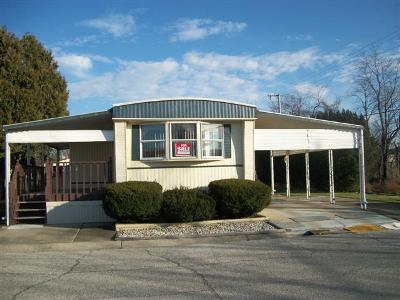 1274 Camelot Manor, Portage, IN 46368 