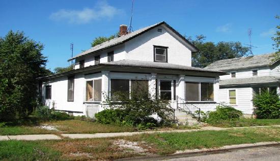 124 Conlogue Avenue, Kendallville, IN 46755 