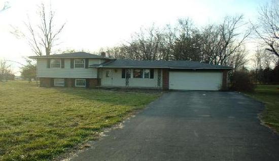 3053 North 100 W, Shelbyville, IN 46176 
