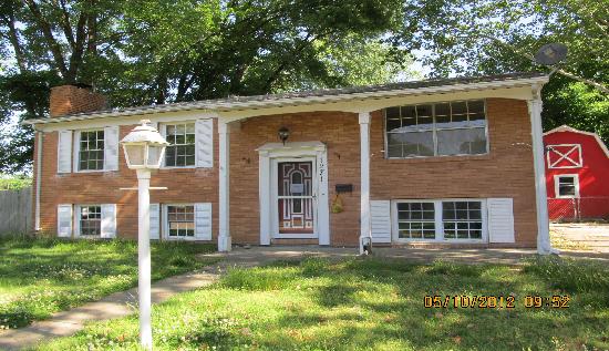 1271 Cross Gate Drive, Evansville, IN 47710 