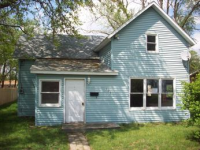 303 E John St, Knox, IN 46534 