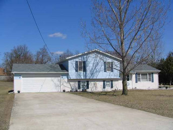 3430 E. South Country Lane, Knox, IN 46534 